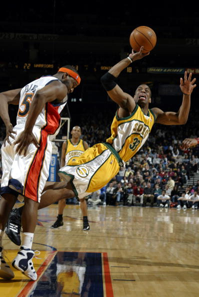 京粤首败的 京粤首败的