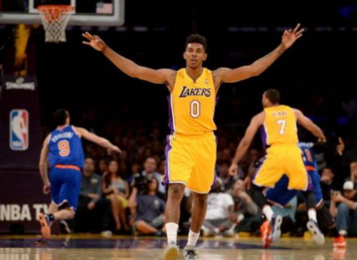 它以转播红 它以转播红