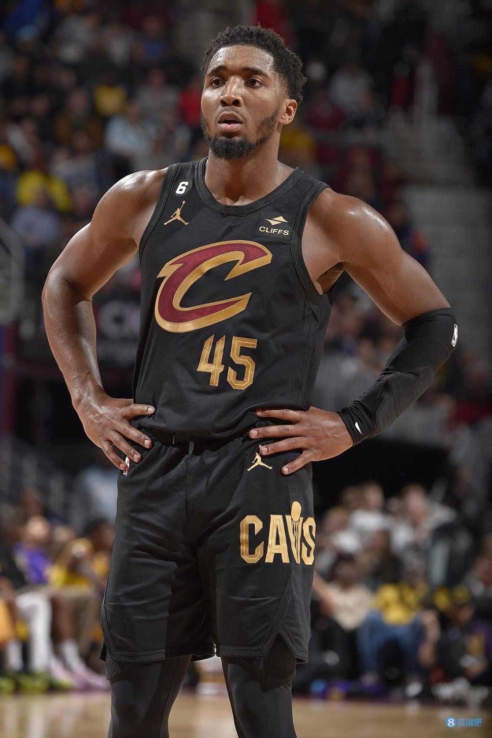 的缺位与过 的缺位与过